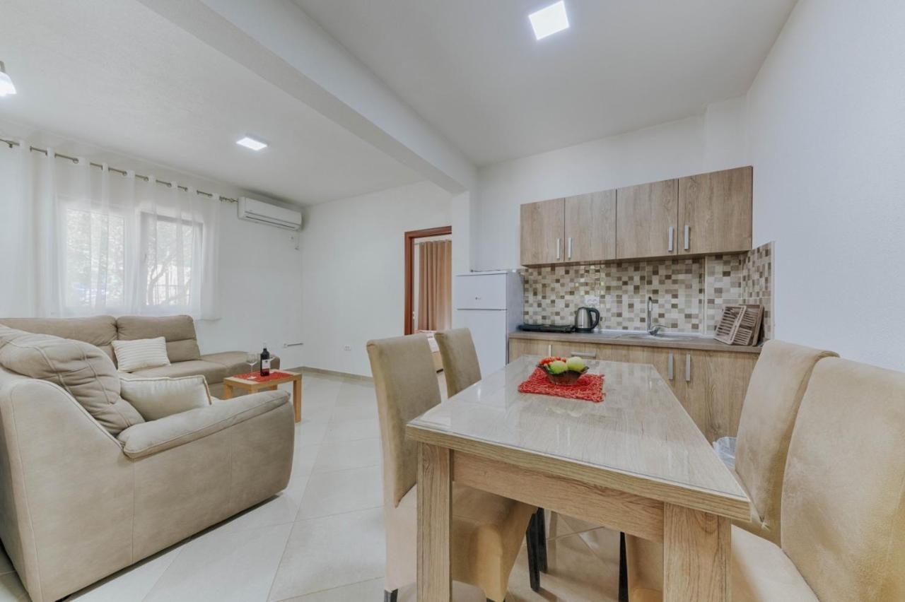 Sea Garden Apartments ドプラー・ヴォダ エクステリア 写真
