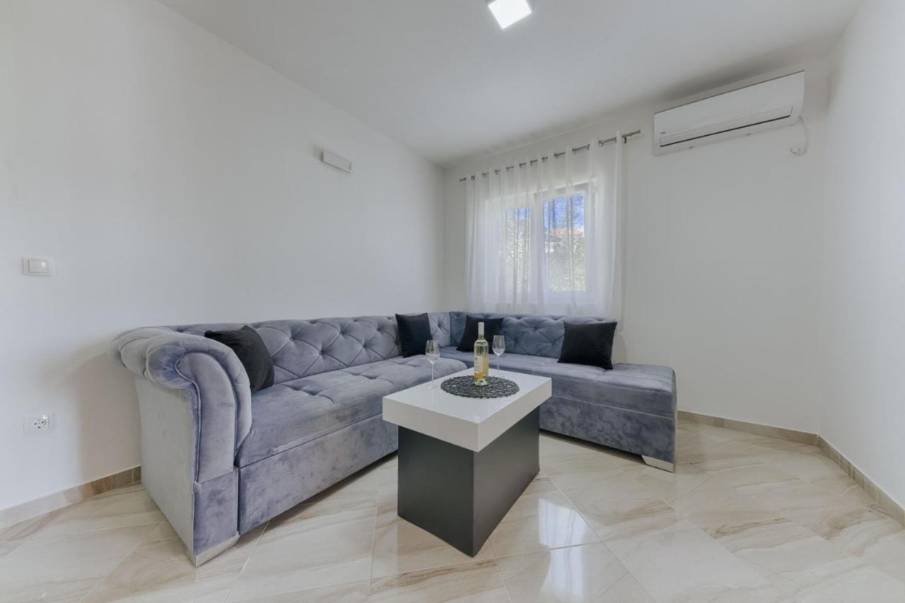 Sea Garden Apartments ドプラー・ヴォダ エクステリア 写真