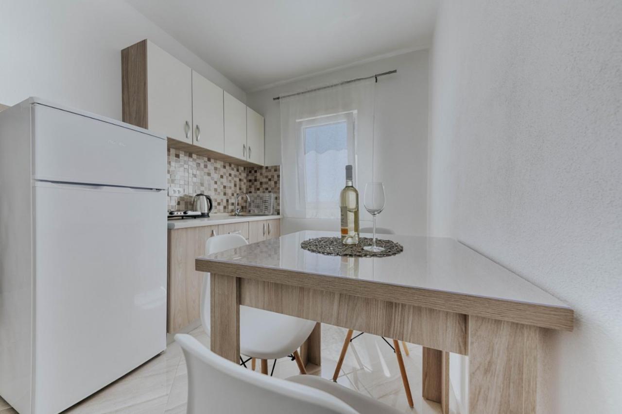Sea Garden Apartments ドプラー・ヴォダ エクステリア 写真